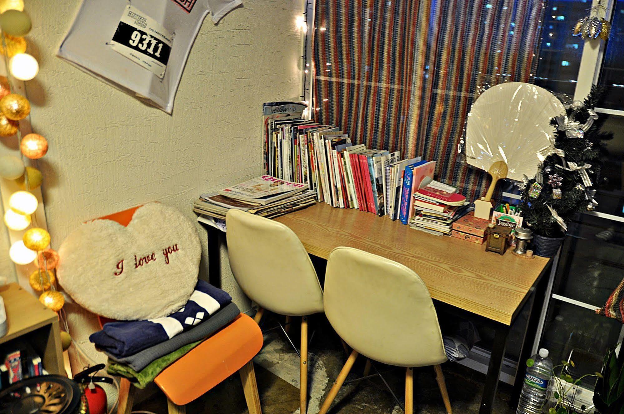 D.H Sinchon Guesthouse Seoul Exteriör bild